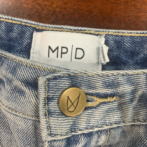 NWOT MP/D  Floral Embroidered Denim Shorts Small - Picture 2 of 7